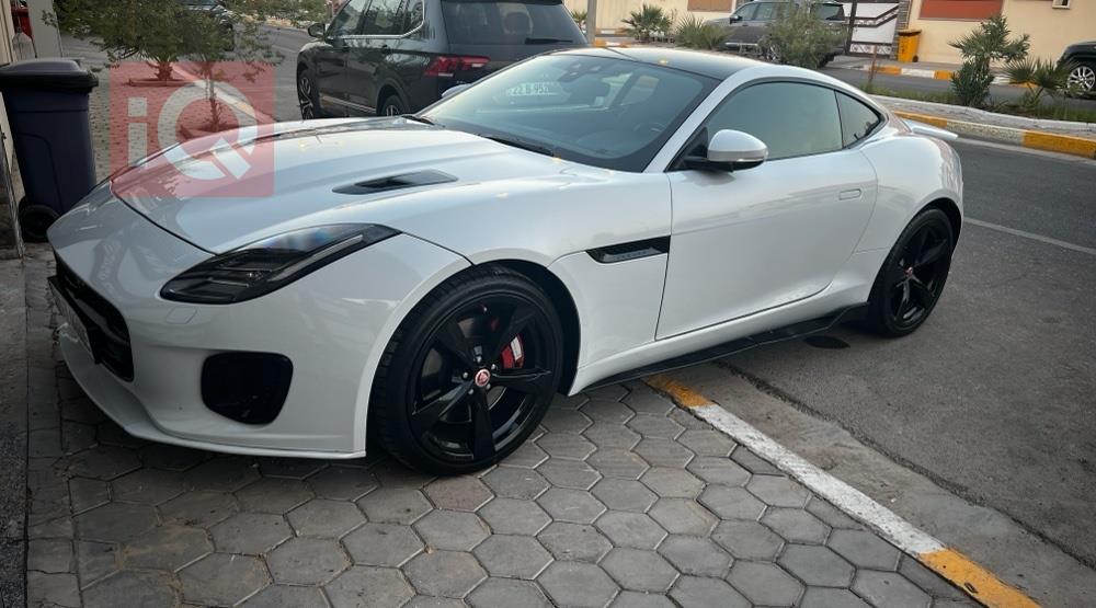 جاگوار F-Type